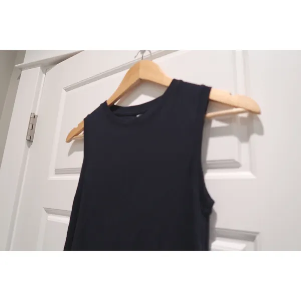 Uniqlo‎ Navy Blue Ribbed Sleeveless 100% Cotton Tank Top Side Slit XS - Image 6