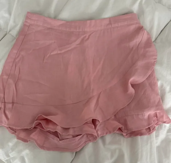 Altar'd State ruffle mini skirt/skort size M  - Image 2