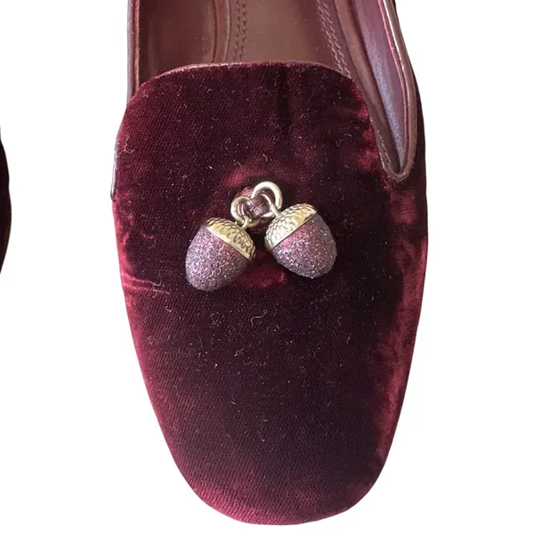 Tory Burch Burgundy Velvet Acorn Charm Smoking Slippers Loafers 7 - Image 11