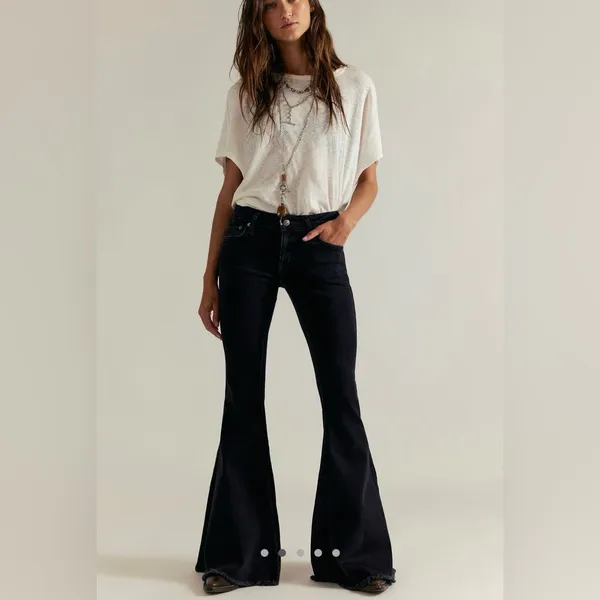 We‎ The Free Emre Flare Jeans in black size 26 NWT - Image 3