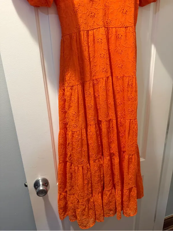 Showpo maxi orange Lace Dress with Puff Sleeves - Image 5