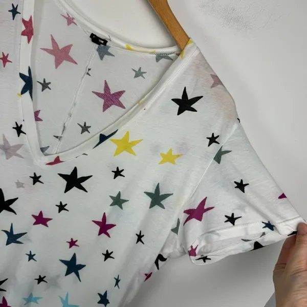 Monrow Womens Vneck Colorful Star Print Tshirt Sz Large Cotton - Image 6