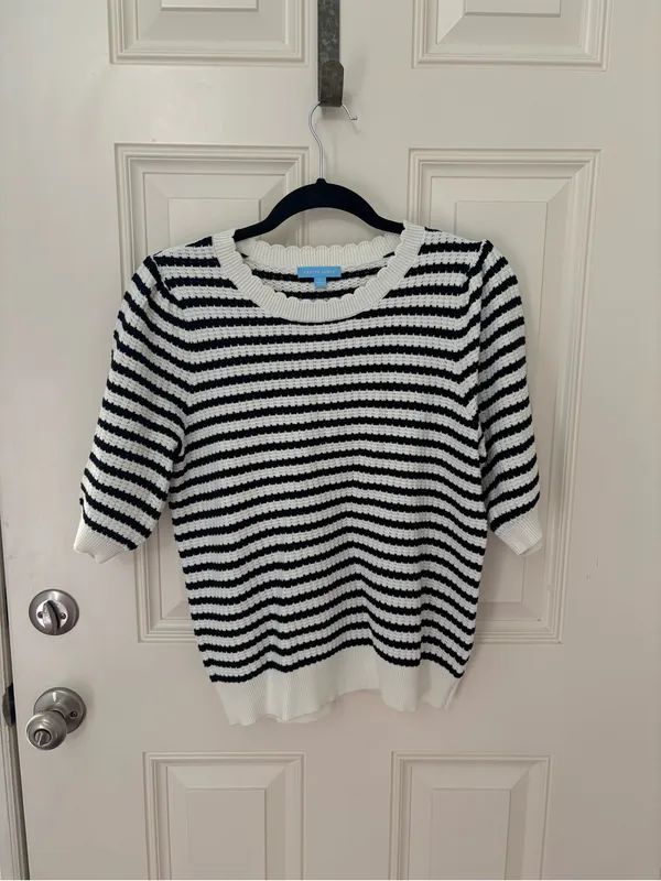 Draper James Puffed Sleeve Striped Sweater with Scalloped Detail Size Large - Image 2