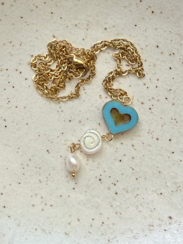 Handmade Czech glass beads & freshwater pearl gold tone stainless necklace🍃🌀🩵 - Image 7