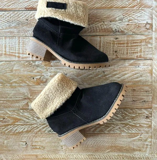 ❄️Chelsea Boots❄️ ~7.5 🆕 Black - Image 9