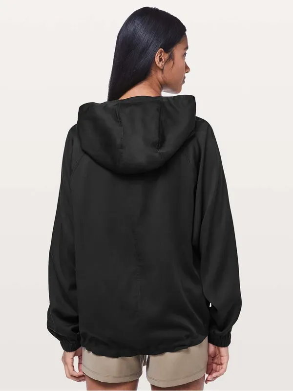 Lululemon City Stroll Half Zip Hoodie Black Size 8 Tencel - Image 3