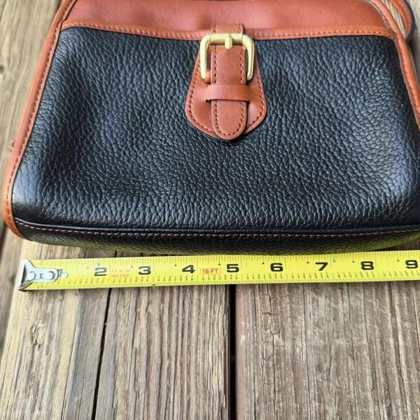Liz Claiborne Leather Crossbody Purse Black Brown Buckle Accent Vintage Bag - Image 6