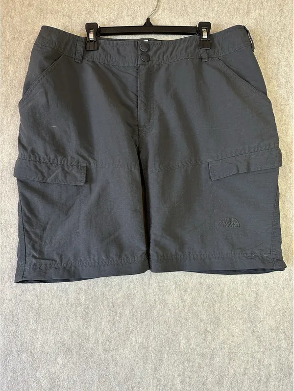 The North Face Women’s 14 Reg Convertible Hiking Pants Gray Zip Off Nylon - Image 5