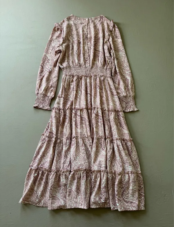 Boutique Pink Marble tiered smocked-waist midi dress - Image 2