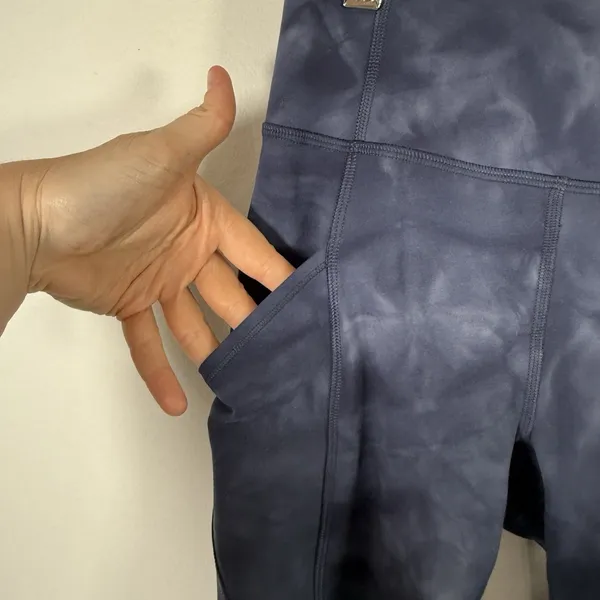 Lululemon Invigorate HR Short 8" Diamond‎ Dye Naval Blue Active Gym NEW Womens 2 - Image 4