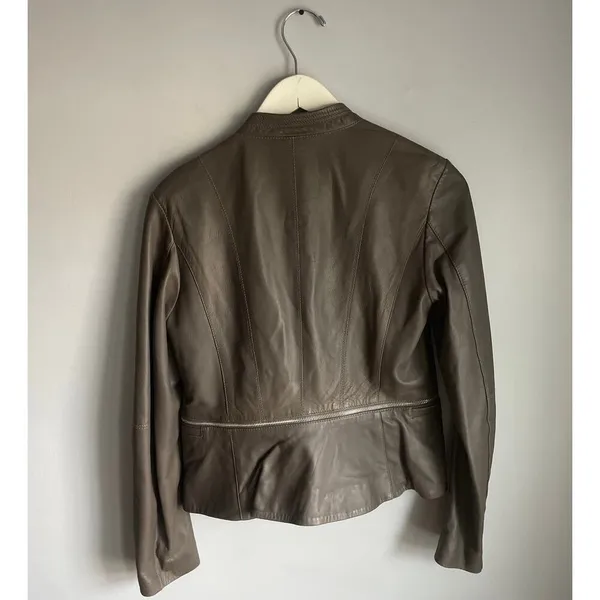 Laundry by Shelli Segal Taupe Brown Leather Moto Jacket Minimalist‎ size Small - Image 2