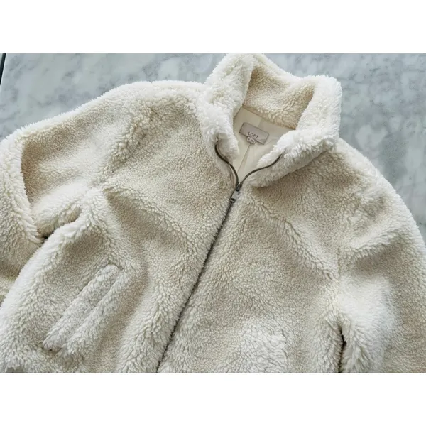 Ann Taylor LOFT Sherpa Teddy Fleece Bomber Jacket Medium Cozy Warm Fuzzy - Image 4