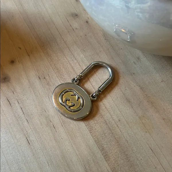 Gucci Interlocking GG Gold Keychain Key Ring Fob Logo Charm Authentic - Image 2