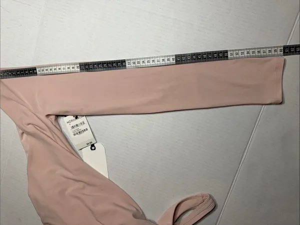 Nordstrom Soft Pink Long-Sleeve Scoop Neck Bodysuit - Image 7