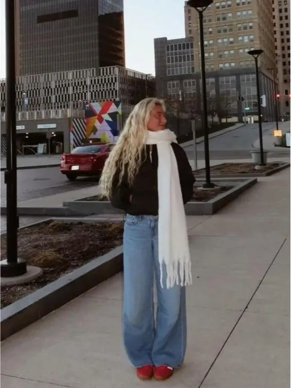 NWT Steve Madden Blanket Wrap Scarf - Image 2