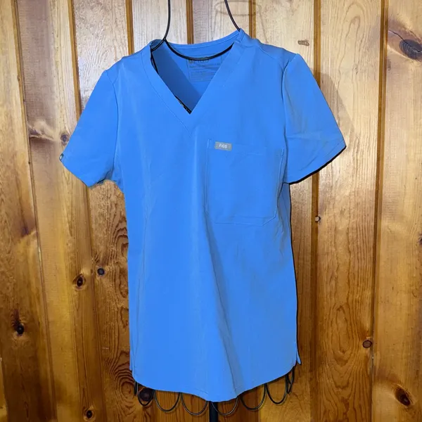Figs V-Neck Short Sleeve Tee Figs Catarina One Pocket Scrub Top Light Blue XS - Image 2