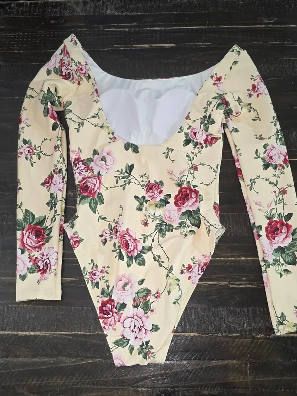 Antonio Melani The Style Bungalow Miraflores Long Sleeve One Piece Swimsuit XS - Image 3