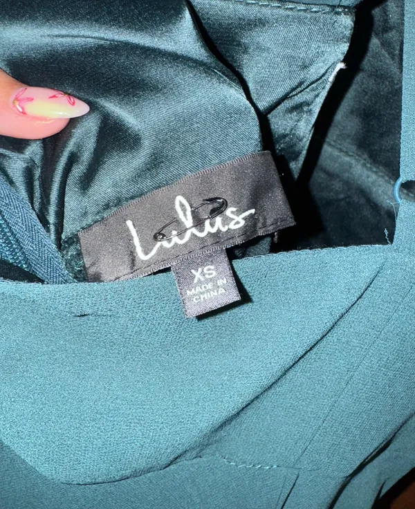 XS Dress Lulus Green Maxi - Image 5
