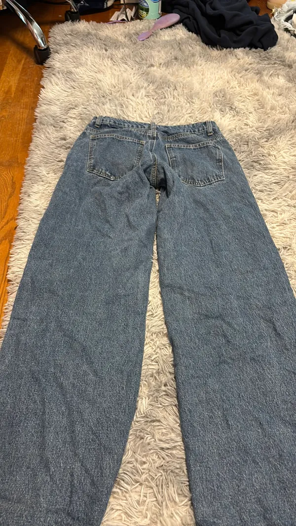 Dark Wash Edikted Low-Rise Jeans Wide-Leg - Image 5