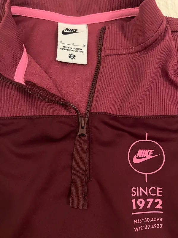 Nike Athletic Wear Set - Image 5