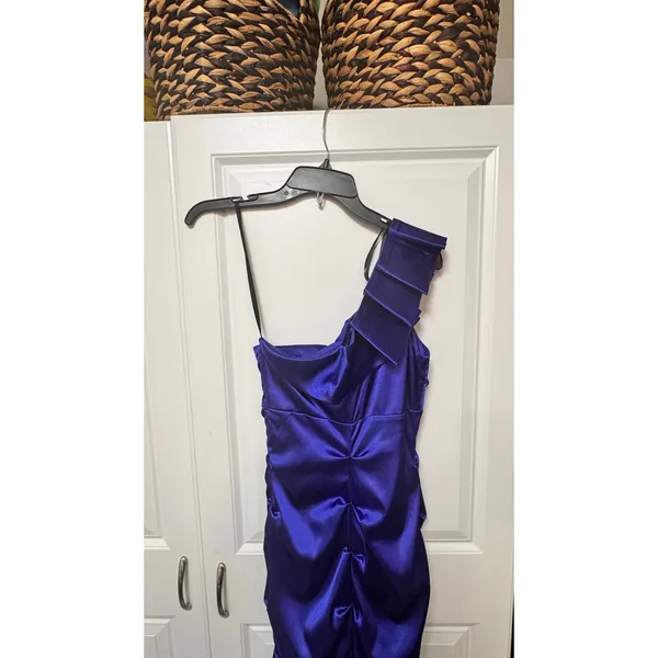 Bee Darlin Royal Blue One Shoulder Ruched Formal Mermaid Gown Size 5/6‎ - Image 6