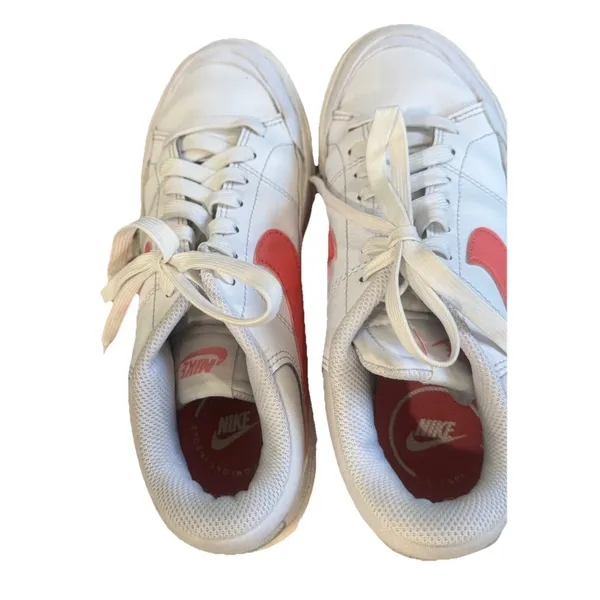 Nike Court Legacy Lift Sneakers Womens Size 6 White Sea Coral Platform Shoes - Image 4