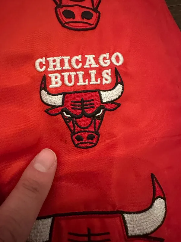 NBA Ultra Game Men's L Chicago Bulls Bomber Varsity Snap Up Jacket - Image 3