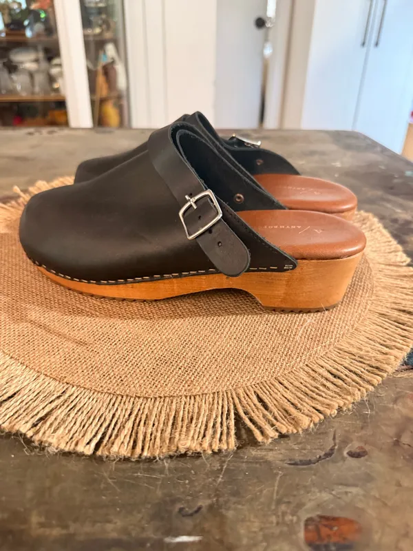 Anthropologie women’s clogs new I’ve never worn them - Image 3