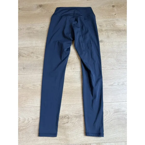 EUC Paragon RecStretch Original High-Rise Sculptseam Leggings navy blue size M - Image 2