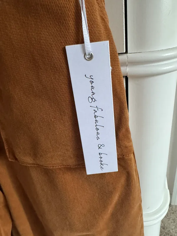 Pants Store - Image 3