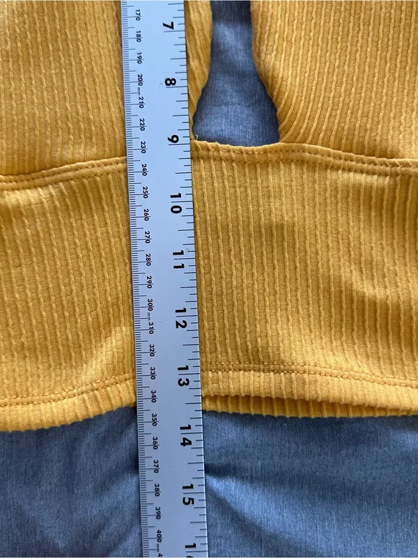 Urban Outfitters Mustard Yellow Ribbed Deep V Halter Crop Top Size Large NWT - Image 8