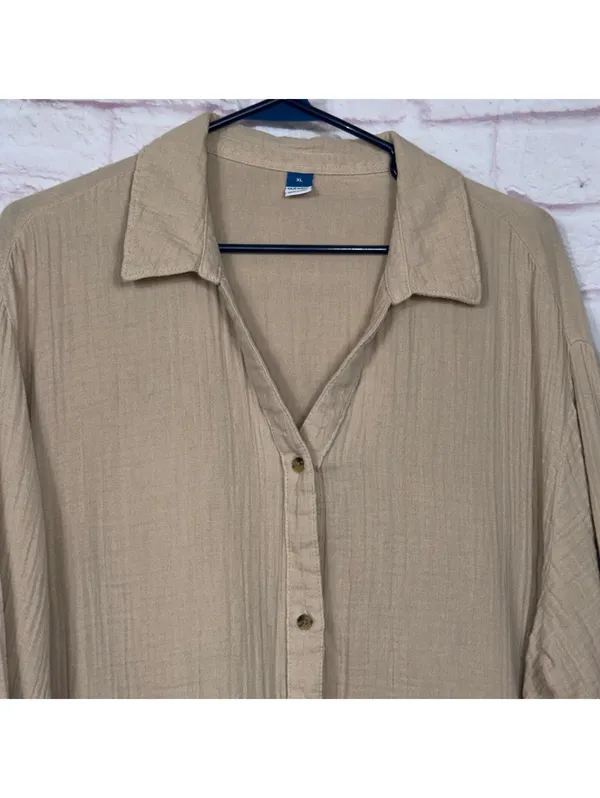 Old Navy XL Beige Long Sleeve Button-Up Shirt - Image 2