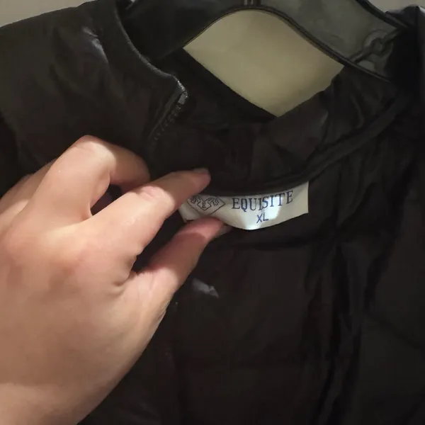 Black Puffer Jacket Size XL - Image 2
