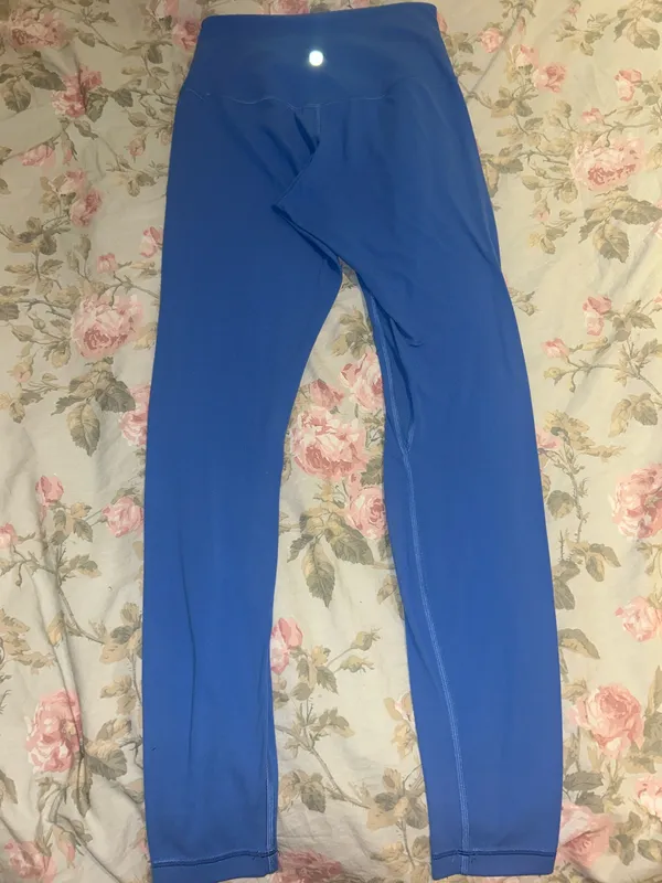 Women's Lululemon High-Rise Align Blue Willow Leggings - Image 2