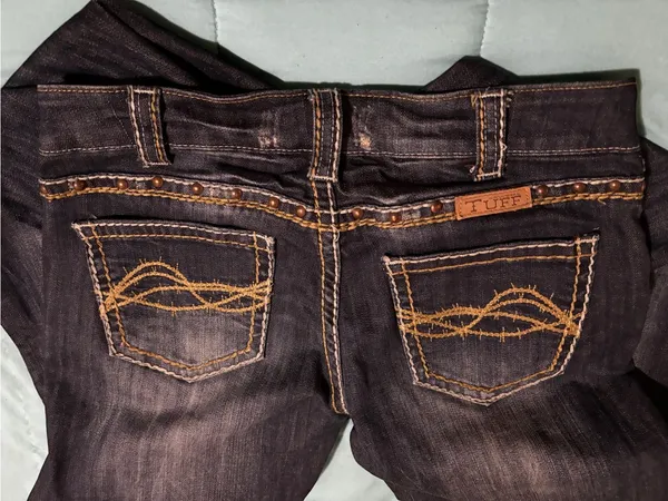 Cowgirl Tuff Dark Wash Black Denim Jeans w/Contrast Stitching size 28w/35L - Image 6