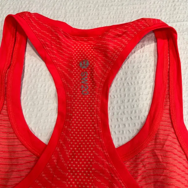Lululemon red seawheeze 2020 swiftly tech tank size 10 women - Image 7