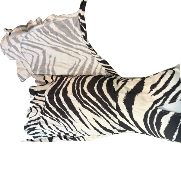 Sun Becomes‎ Her Bustier Wrap Dress in Zebra Sz M White Black - Image 4