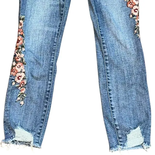 Abercrombie & Fitch Simone‎ High Rise Ankle Denim Jeans Embroidered Floral 26/2 - Image 3