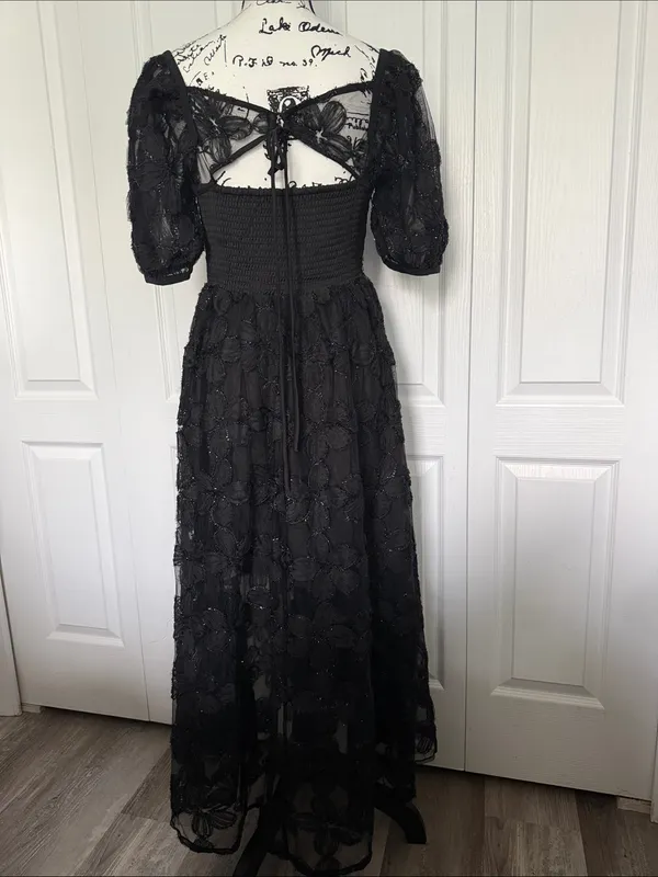 Black Embroidered Puff - Image 3
