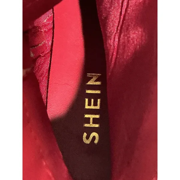 Woman’s Shein Rapid 01 Size 7 Red Pointed Toe Side Zip Chunky Heel Ankle Bootie - Image 9