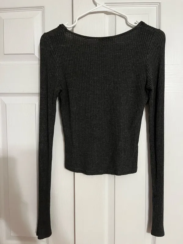 Brandy Melville Long Sleeve Top Grey - Image 2