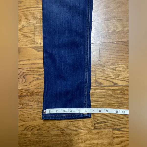 J. Crew Women's Matchstick jeans  27 Regular - Image 4