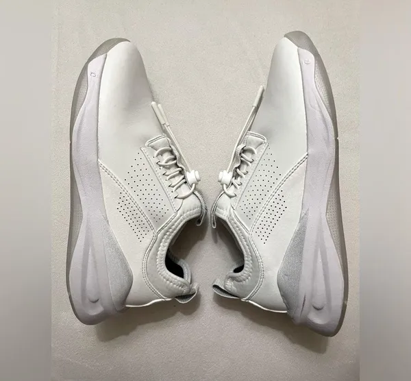 NEW Clove White Classic Nurse Shoes Size 6.5 Sneakers - Image 6