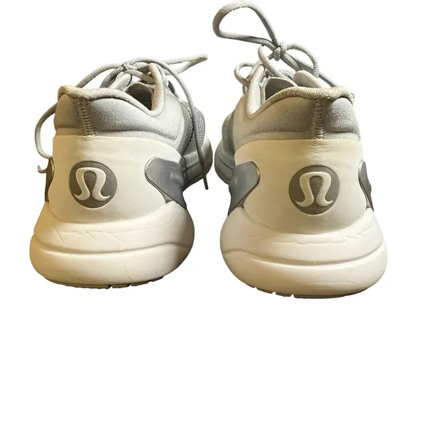 Lululemon Blissfeel Running Shoes Womens Light Grey Silver Athletic Sneakers 9 - Image 2