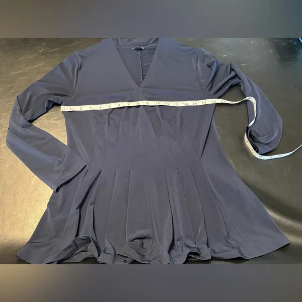 Ann Taylor Mixed Media Pleated Front Dark Blue Top size Medium - Image 7