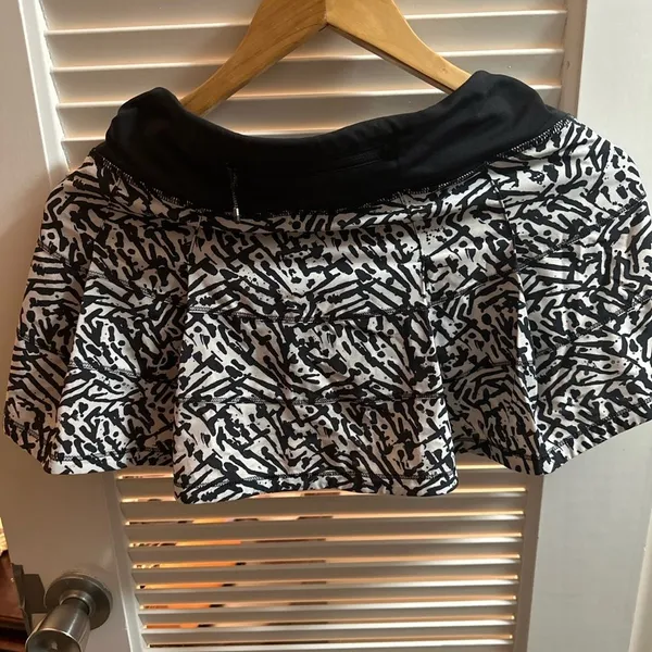 Lululemon Pace Rival II Skirt | Brushed Animal Print | Built-In Shorts - Image 3