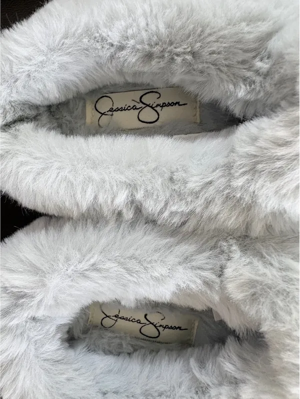 Slippers L 8-9 Gray Jessica Simpson Memory Foam Plush Indoor Outdoor - Image 8