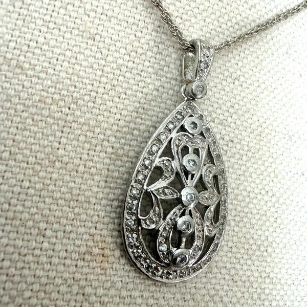 Clear Stone Teardrop Filigree Pendant Necklace - Image 4