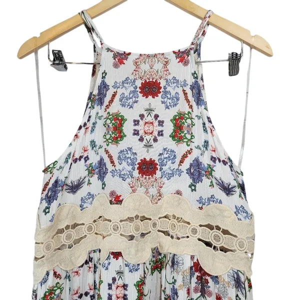 Umgee USA Women's Size S White Floral‎ Lace Halter Neck Mini Dress - Image 4