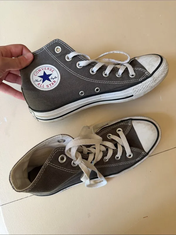 Gray converse - Image 2